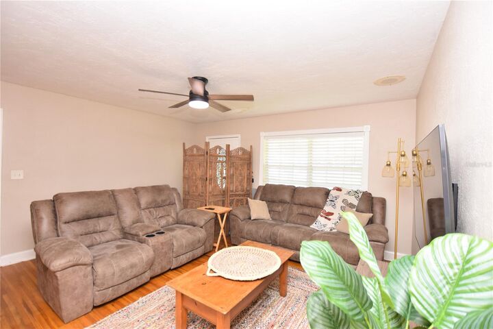 Property Photo: 3133 S Polk Avenue FL 33803