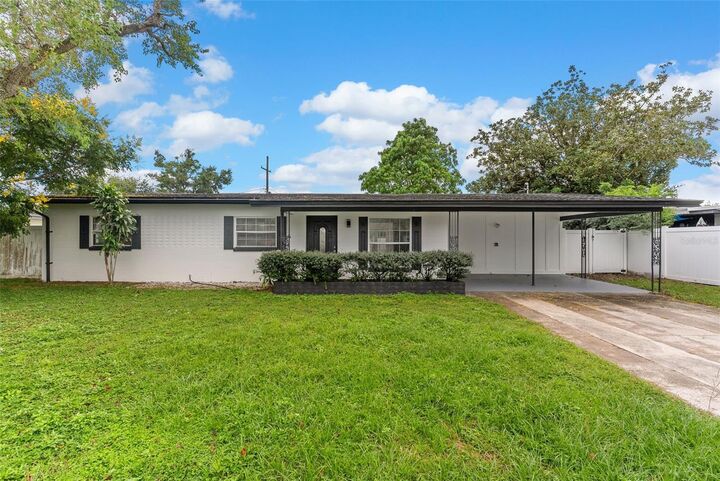 Property Photo:  5770 Crane Place  FL 32807 