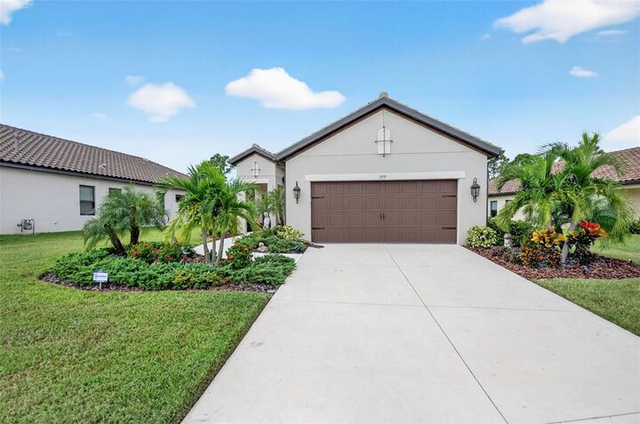 Property Photo: 229 Brienza Loop FL 34275