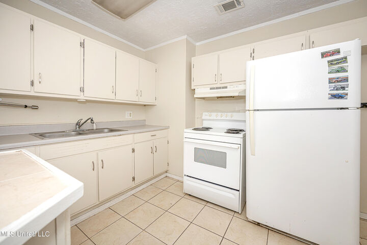 Property Photo: 2919 Criswell Avenue MS 39567