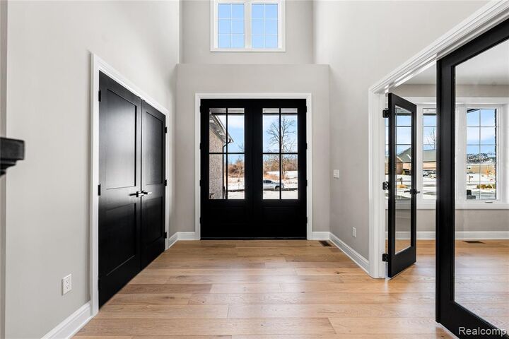 Property Photo:  2163 Heidi Drive  MI 48370 