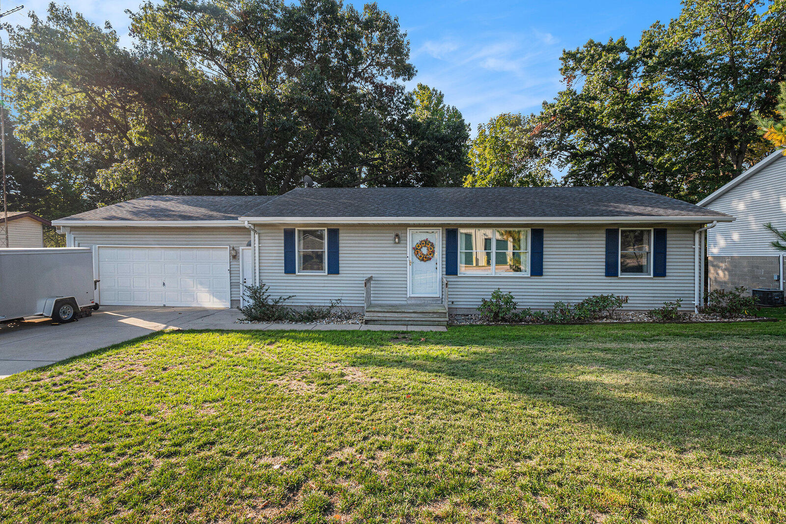 Property Photo: 5853 Ridge Road MI 49127