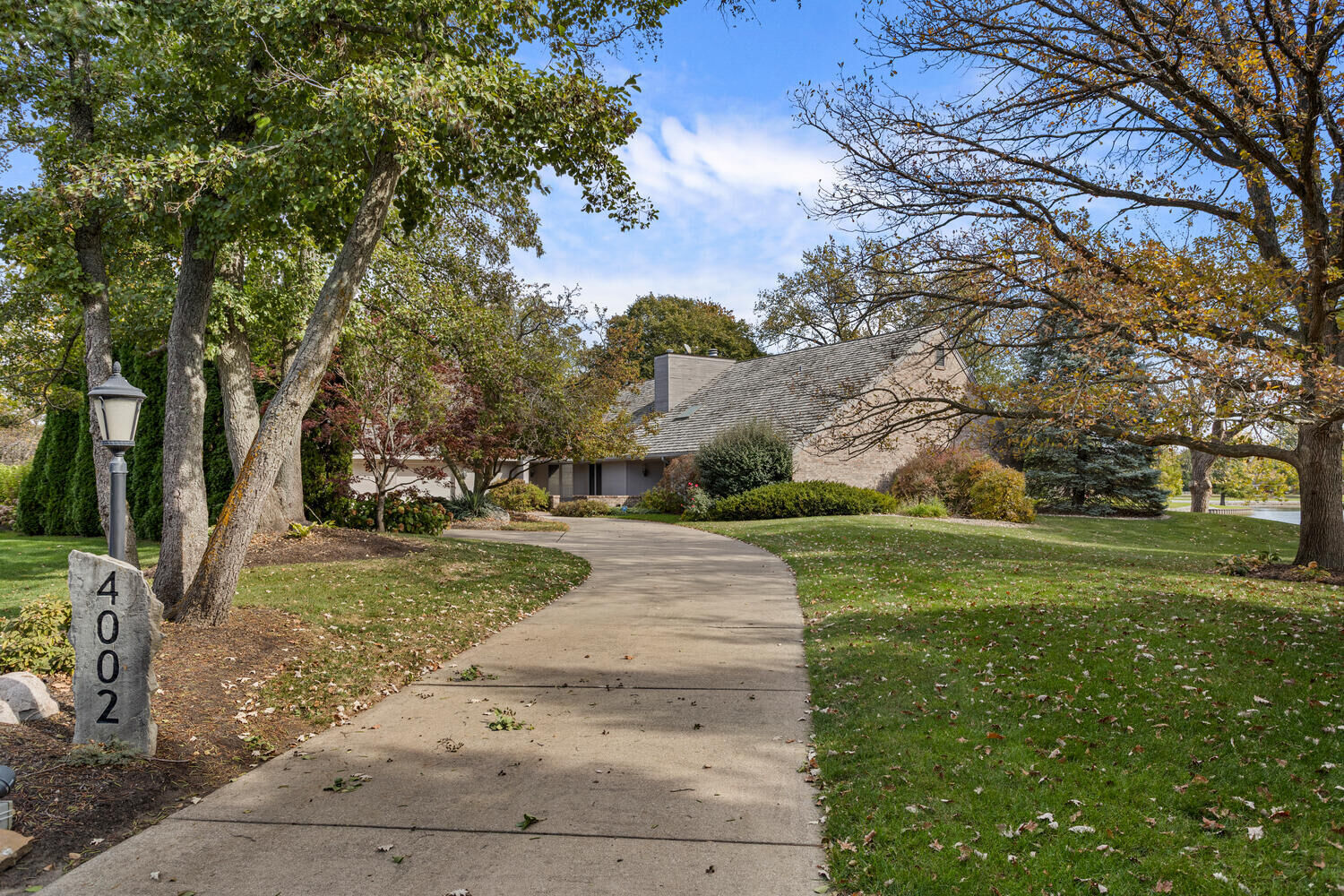 Property Photo:  4002 Lakepoint Road  IL 61822 