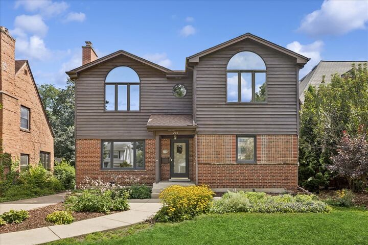 715 S Catherine Avenue  La Grange IL 60525 photo