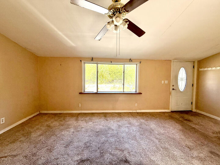 Property Photo:  141 Cross Road  ME 04640 