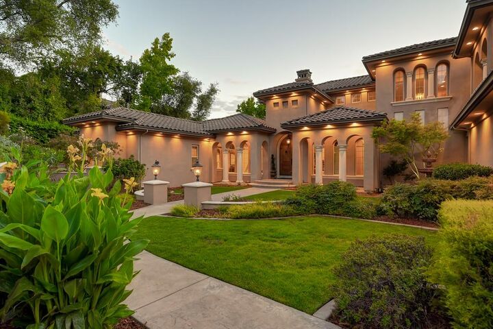 Property Photo:  4000 Errante Drive  CA 95762 