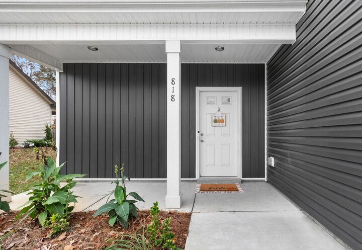 Property Photo: 818 Marksman Ct TN 37042