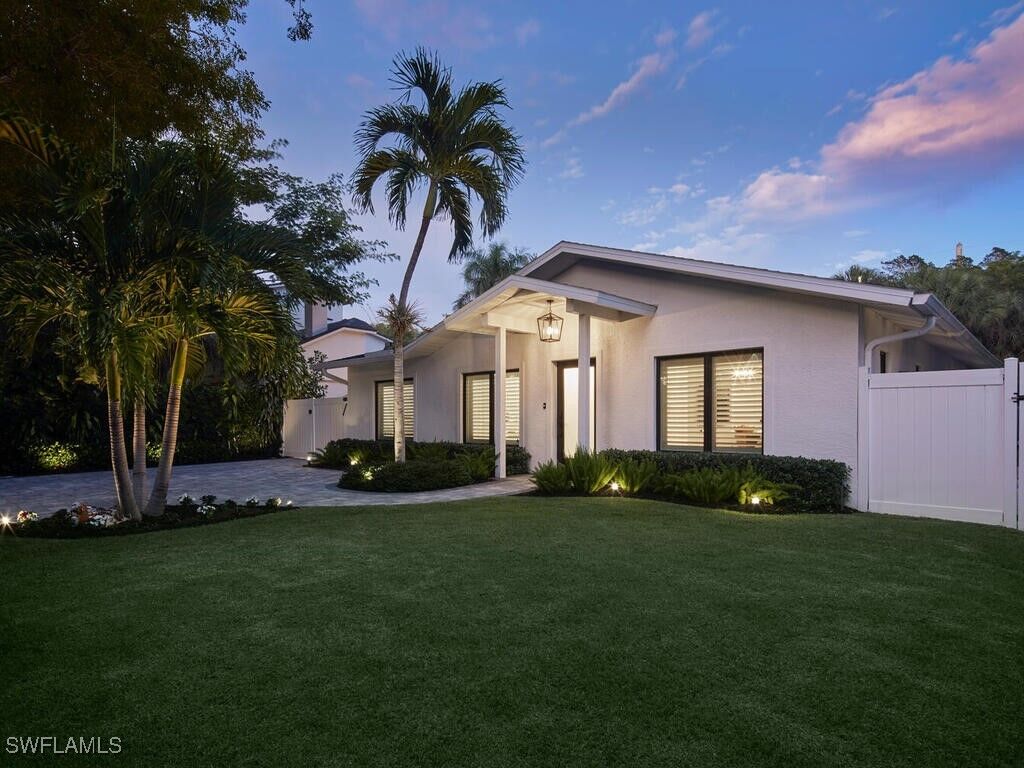 Property Photo:  1080 13th Street N  FL 34102 