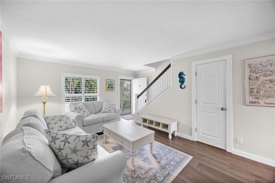 Property Photo:  1222 Gordon Drive 15  FL 34102 