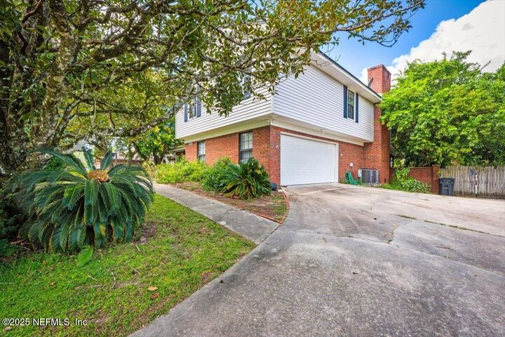 Property Photo:  2608 Ridgecrest Avenue  FL 32065 