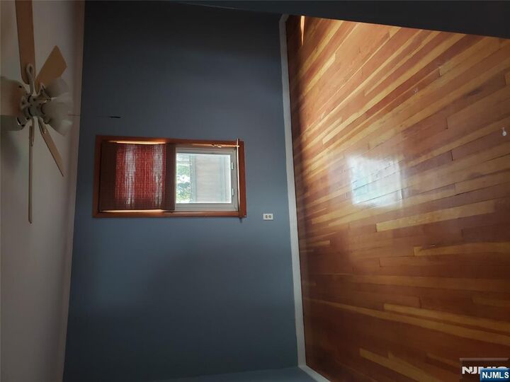 Property Photo:  17 Bayliss 1  NJ 07031 