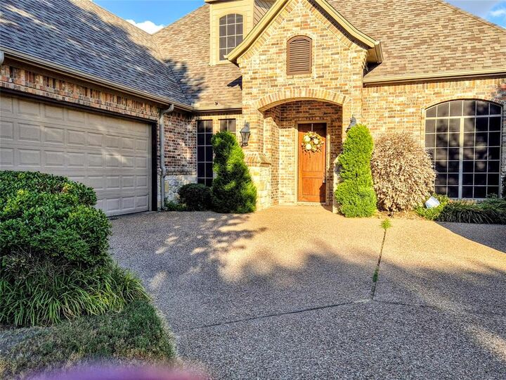 Property Photo: 3410 Lake Creek Trail TX 76063