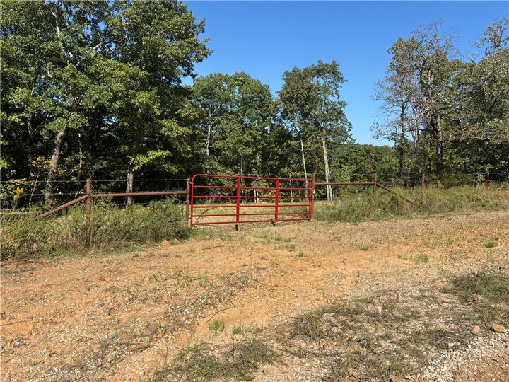 Property Photo: 001 Madison 3105 AR 72752