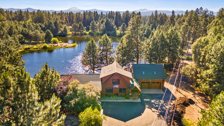 Property Photo:  19434 River Woods Drive  OR 97702 