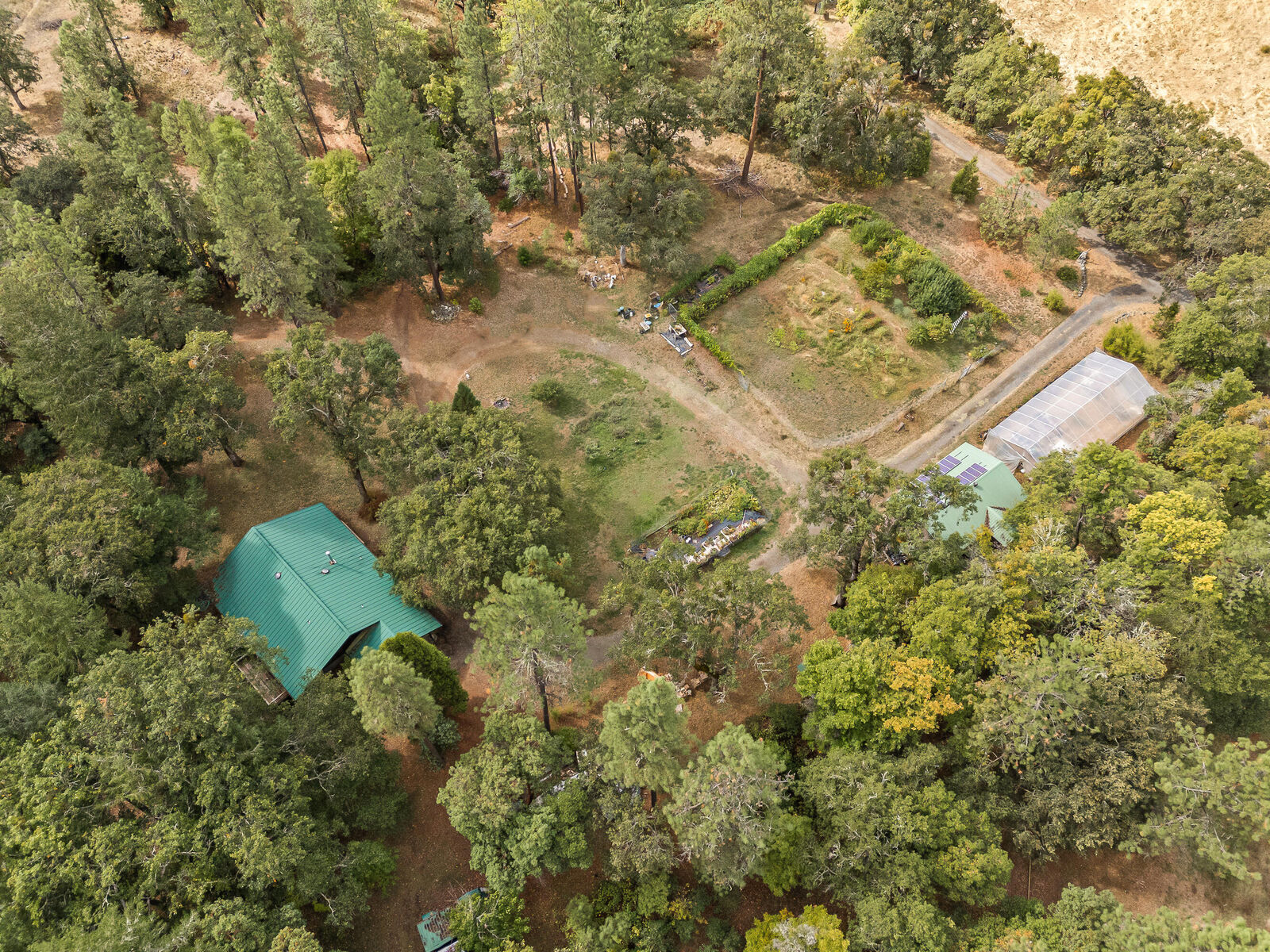 Property Photo:  1225 Messinger Road  OR 97527