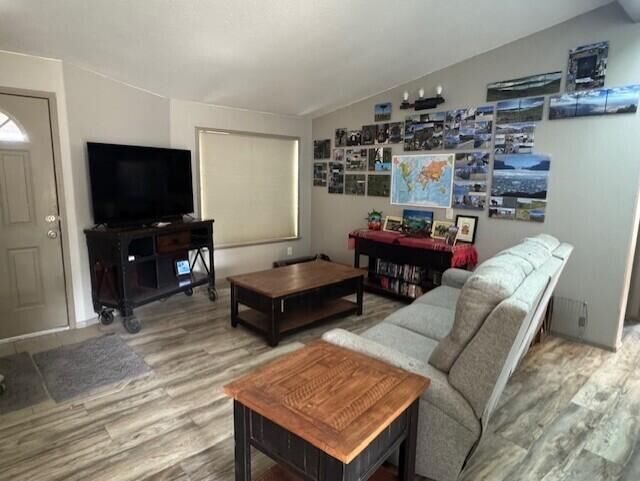 Property Photo:  11808 SW Peninsula Drive  OR 97760 