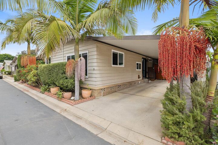 Property Photo: 4700 Aurora 29 CA 93003