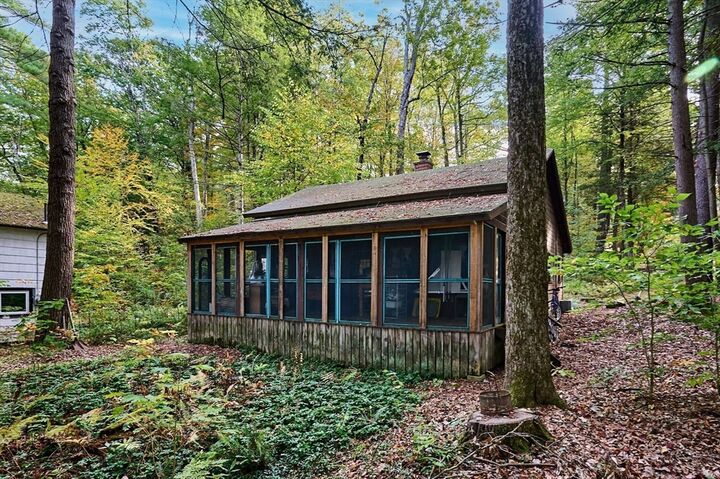 Property Photo: 20 East Lane MA 01360