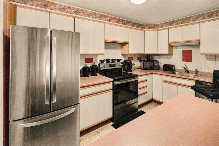 Property Photo: 440 North Ave 145 MA 01830