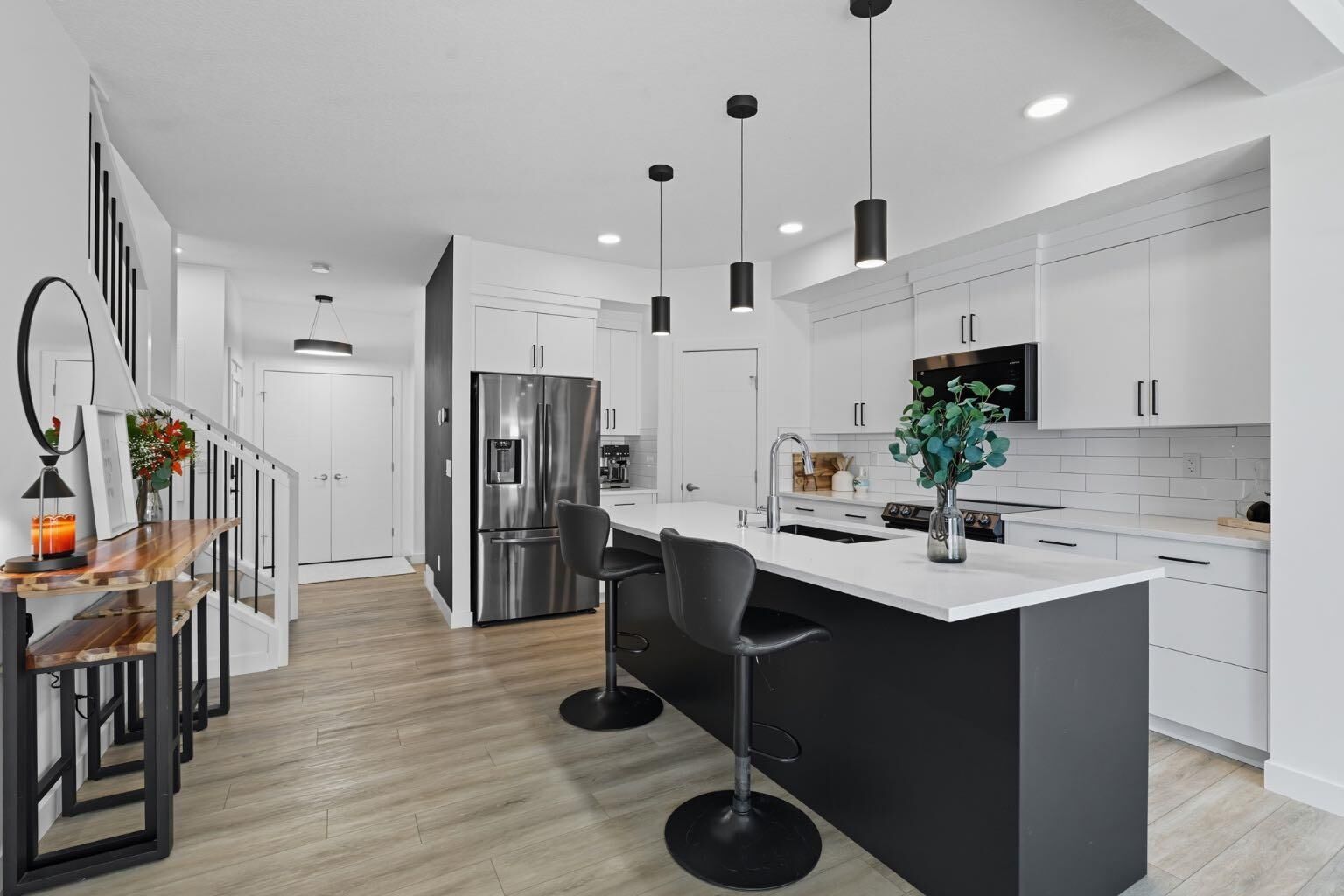 Photo de la propriété:  220 Heritage Heights  AB T4C 3A7 