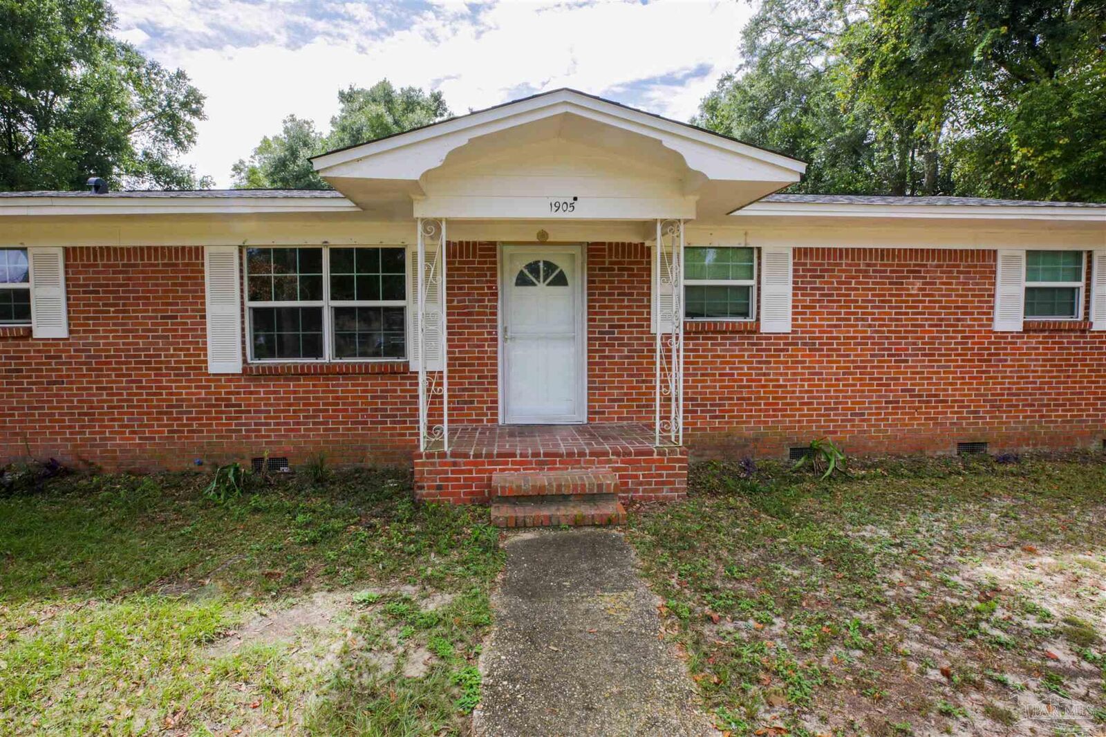 Property Photo:  1905 John Carroll Dr  FL 32504 