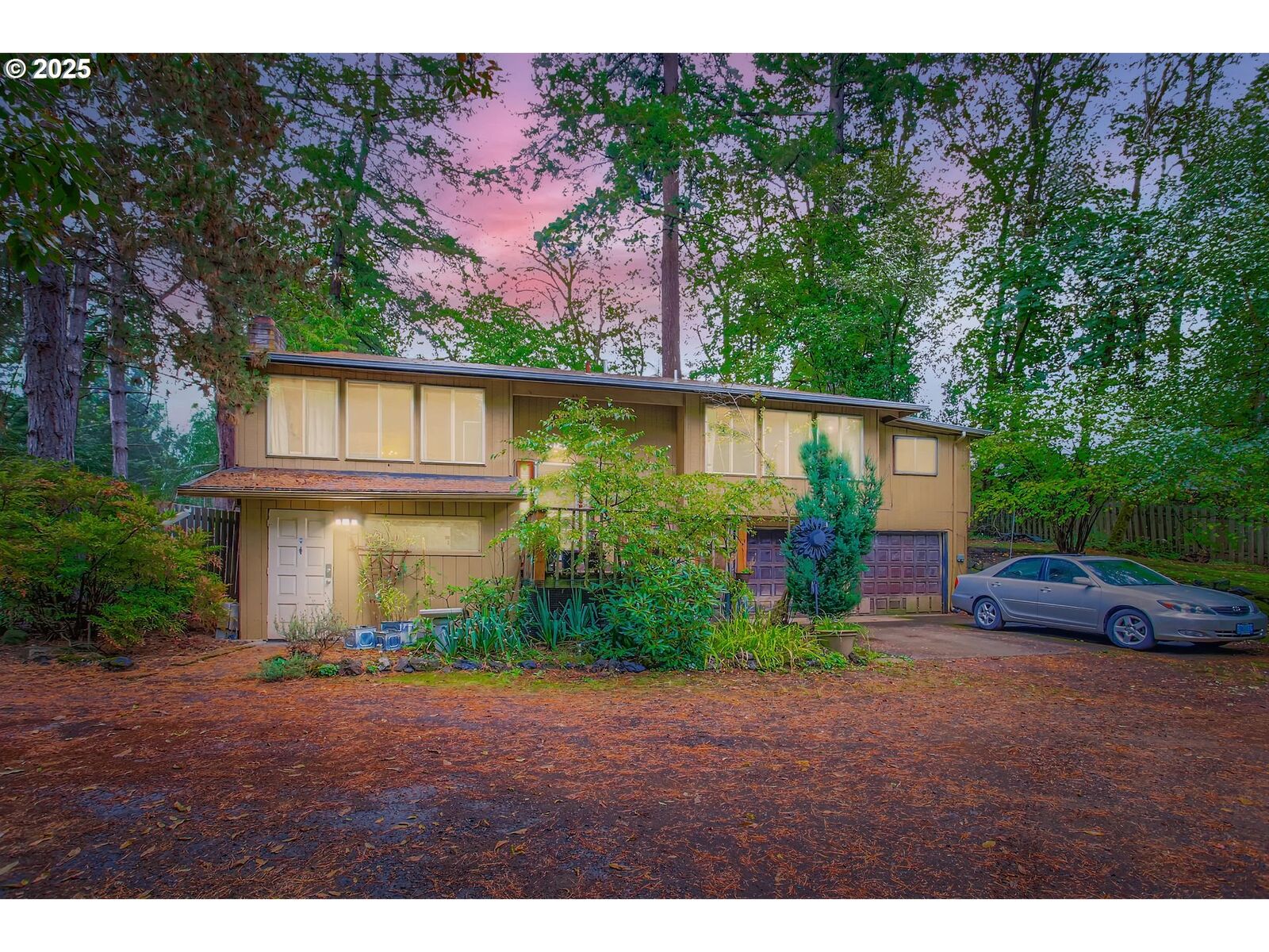 Property Photo: 4201 Childs Rd OR 97034