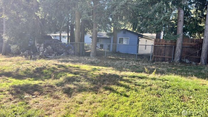 Property Photo:  973  Cathlamet Drive  WA 98277 