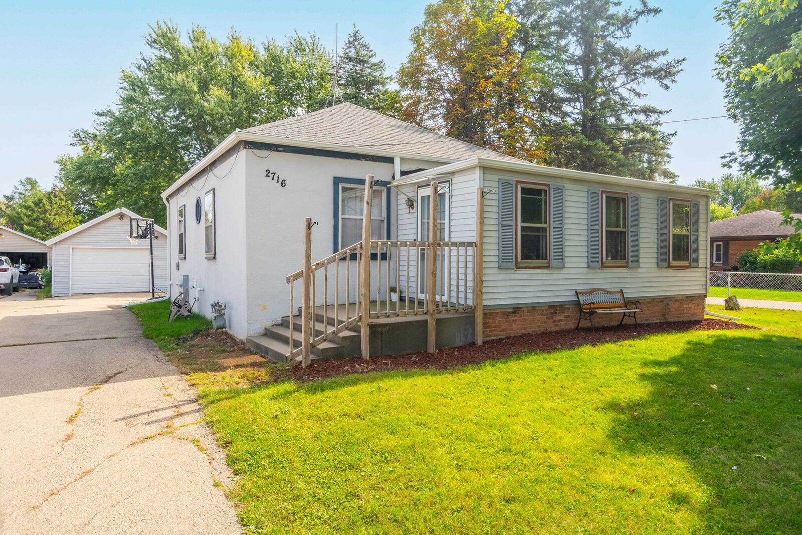 Property Photo:  2716 Harrison Street  WI 54901 