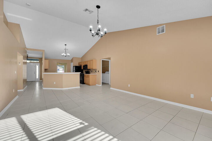 Property Photo:  2518 SW Cooper Lane  FL 34984 