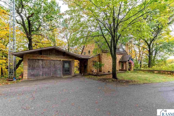 Property Photo: 22911 N Riverfront Drive MN 56001
