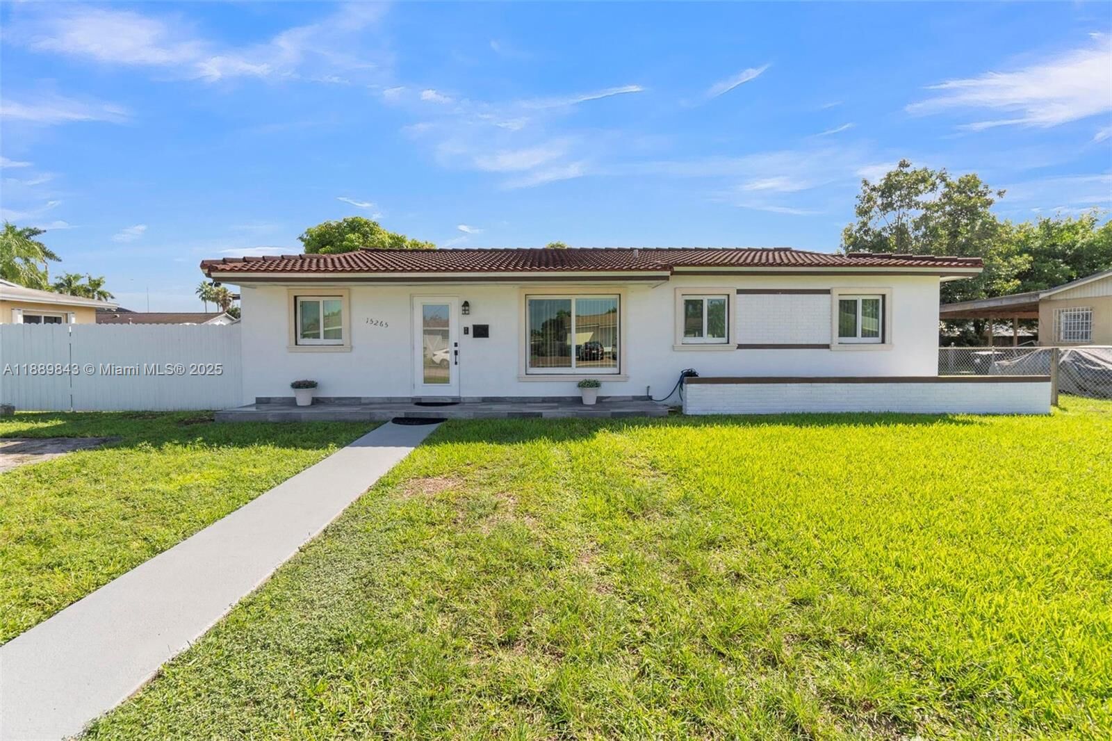 Property Photo: 15265 SW 100th Ct FL 33157