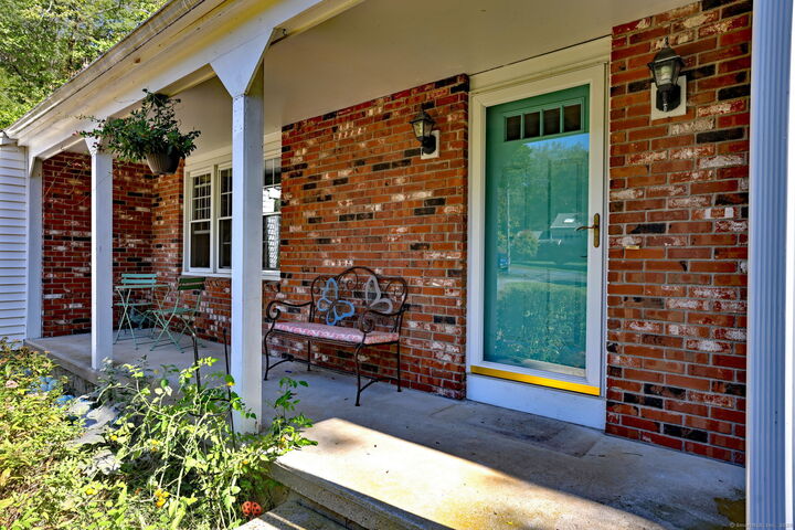 Property Photo:  360 Jefferson Drive  CT 06437 
