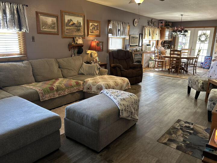 Property Photo: 4150 County Road 7480 MO 65775