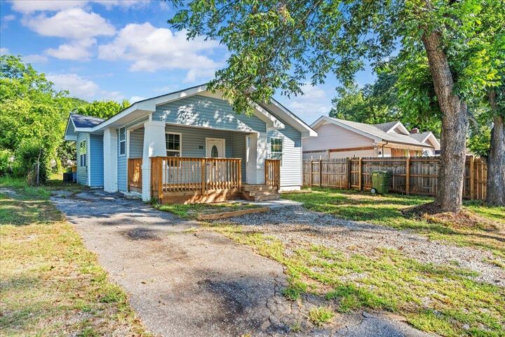 Property Photo:  99 Allen Avenue  SC 29303 