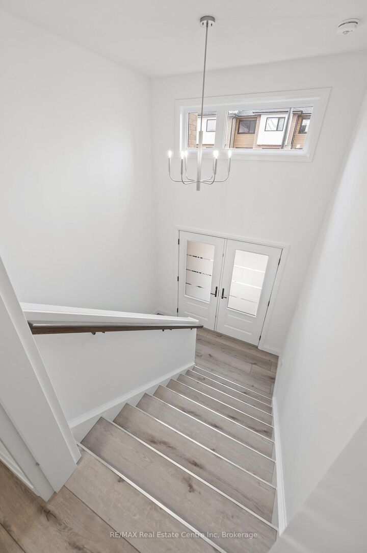 Property Photo:  182 Bridge Crescent 6  ON N0G 2P0