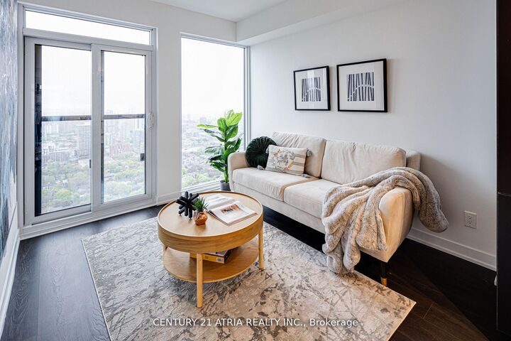 Property Photo: 319 Jarvis Street 5011 ON M5B 0C8