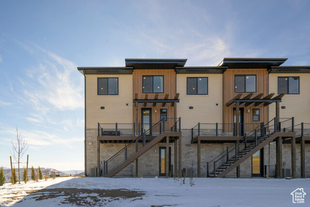 Property Photo: 2002 W Pointe Dr E-3 UT 84032