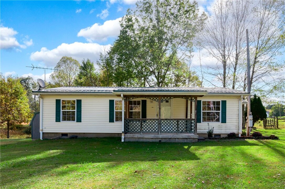 Property Photo:  731 Unionville Rd  PA 16052 