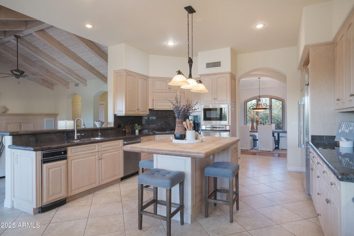 5921 E Leisure Lane  Carefree AZ 85377 photo