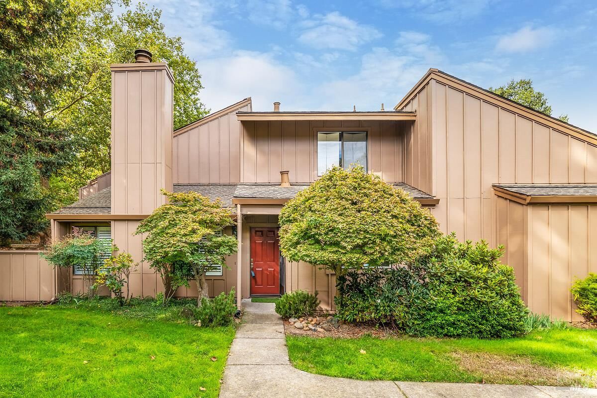 Property Photo:  16 California Condor Way  CA 94949 