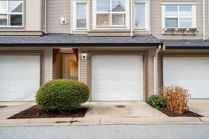 Property Photo:  12677 63 Avenue 21  BC V3X 3T3 