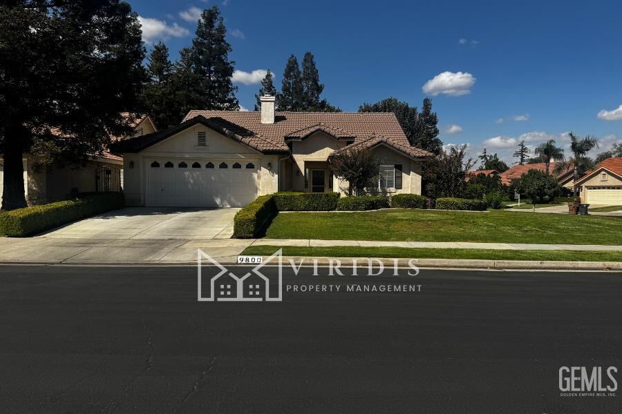 Property Photo: 9800 Cabbage Rose Avenue CA 93311