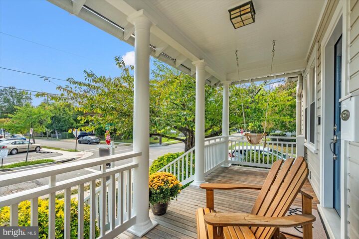 Property Photo: 100 E Custis Avenue VA 22301