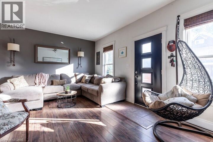 Property Photo:  30 Sunset Avenue  ON L8R 1V6 