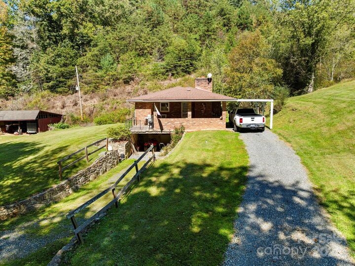 Property Photo:  1623 Ammons Branch Road  NC 28753 