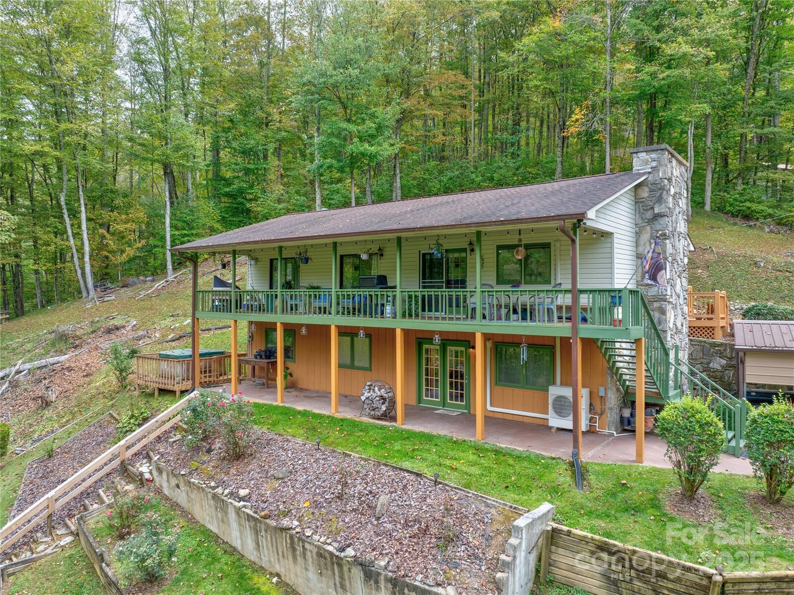 Property Photo: 275 Knob Hill Estates Road NC 28779