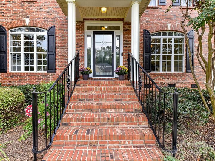 Property Photo: 10007 Devereaux Drive NC 28105