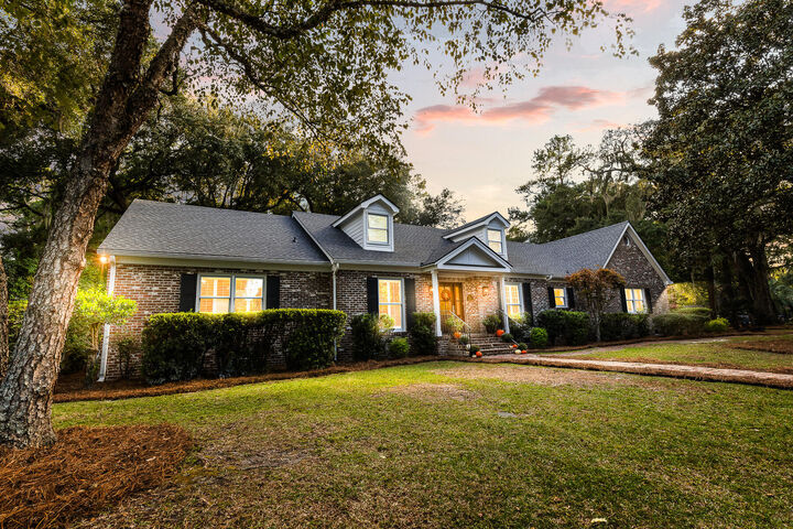 Property Photo:  103 President Circle  SC 29483