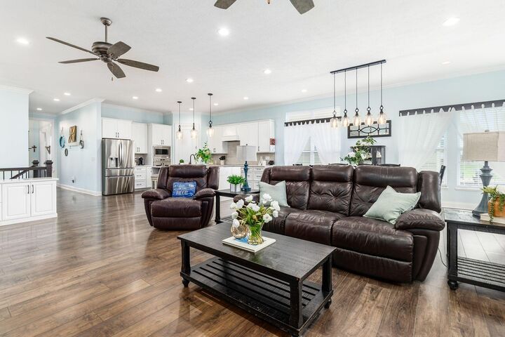 Property Photo:  4320 McAlister Park Drive  OH 43082 