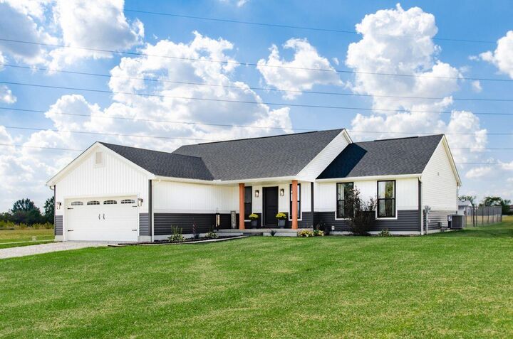 Property Photo:  11945 Cherry NW Lane  OH 43105 